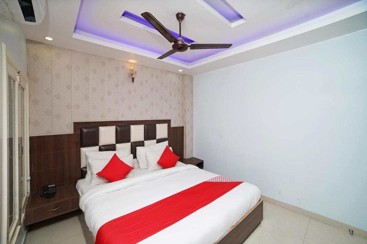 Oyo 39539 Hotel Vansh & Restaurant Kashipur Exteriör bild