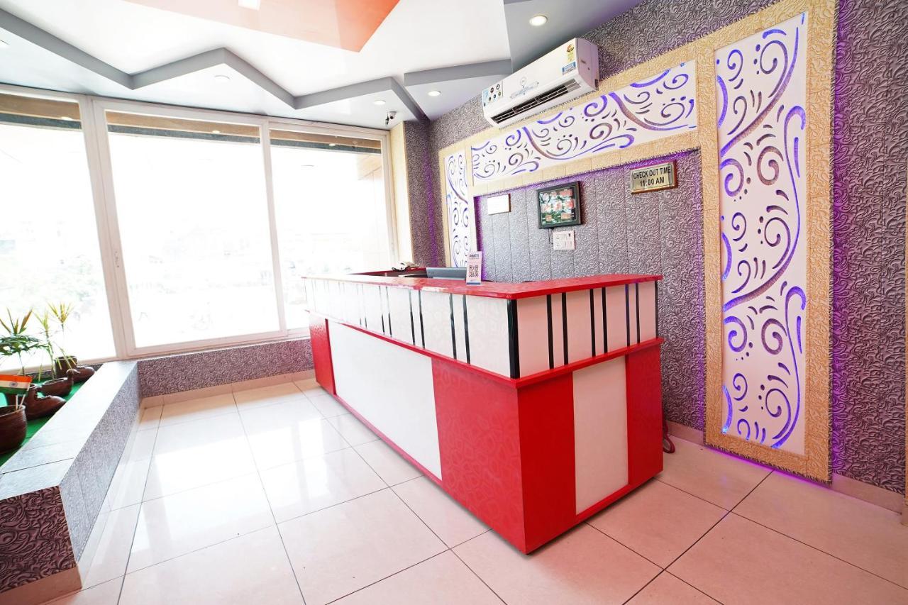 Oyo 39539 Hotel Vansh & Restaurant Kashipur Exteriör bild